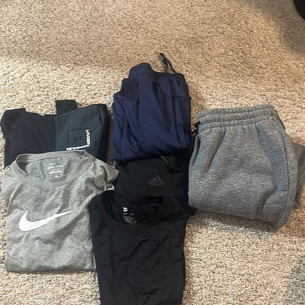 Under Armour Black and Gray Activewear